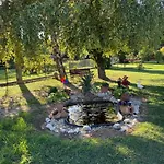 Hegyalja Apartmanhaz * Balatongyörök