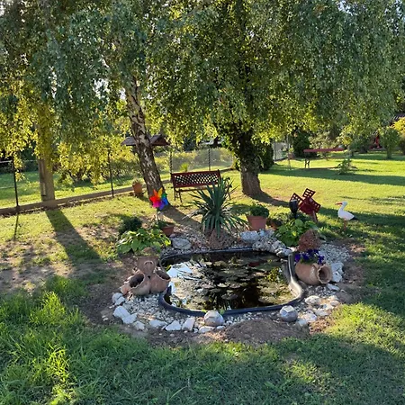 Hegyalja Apartmanhaz * Balatongyörök