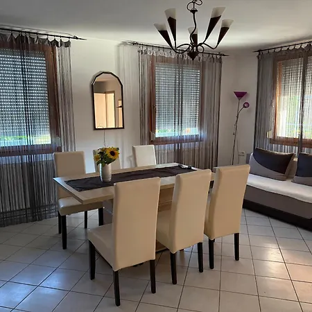 Lejlighed Hegyalja Apartmanhaz *
